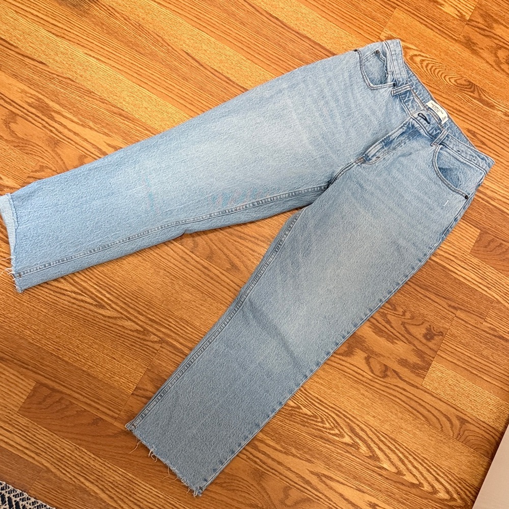 Abercrombie & FitchThe 90s Straight Ultra High Rise, 31